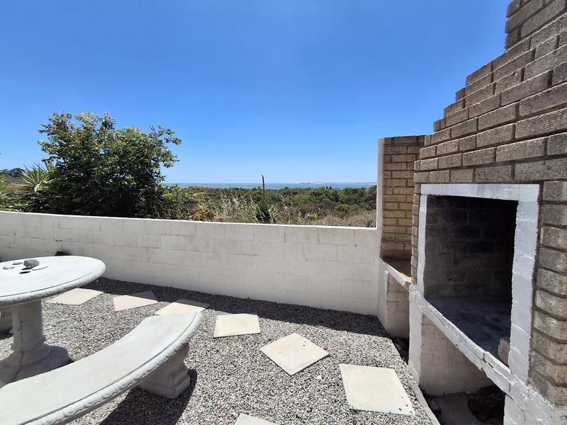 4 Bedroom Property for Sale in Britannia Bay Western Cape